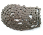Single Speed Bicycle Chain or 3 speed internal gear system or BMX bike